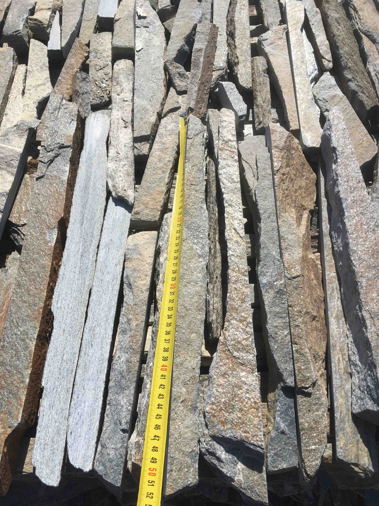 Горбушка златолит мультиколор для облицовки купить в Иркутской области