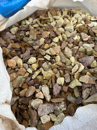 Златолит персиковый декоративная каменная крошка купить в Иркутской области