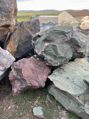 Камни для ландшафтного дизайна зелёные 10-60 килограмм купить в Иркутской области