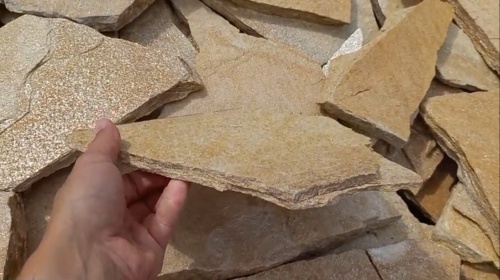 Плитняк златолит жёлтый для цоколя купить в Иркутской области