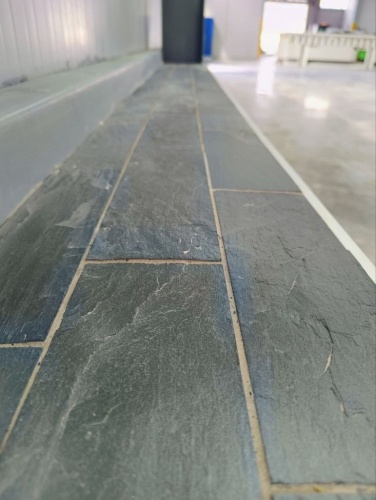 Плитка чёрная из натурального камня фасадная 30 см * 5 см, толщина 7 мм -30 мм купить в Иркутской области