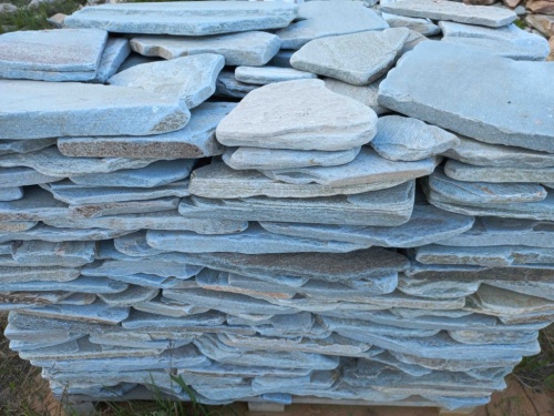 Плитняк златолит зелёный галтованный для цоколя купить в Иркутской области